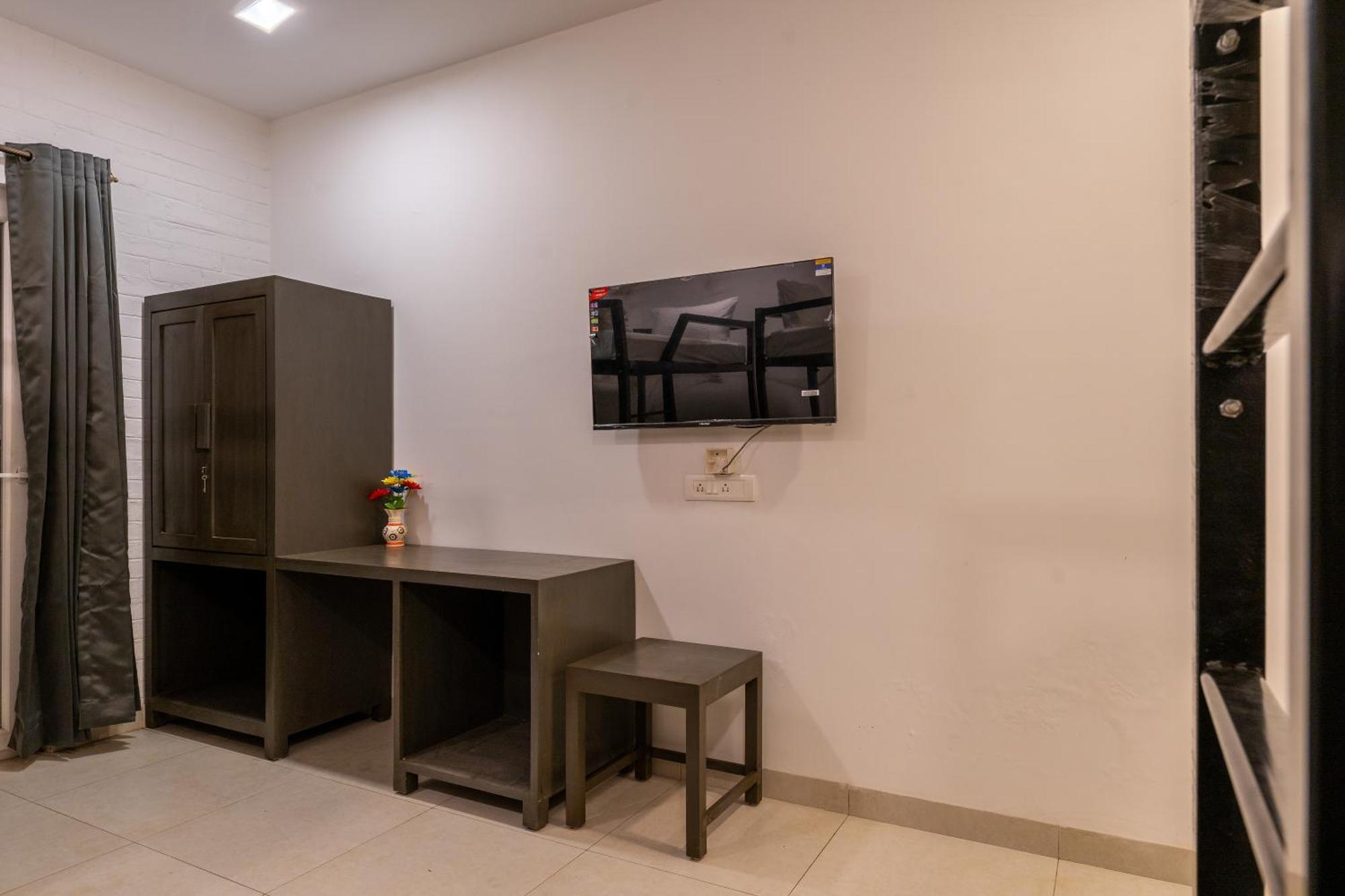 Downtown Arambol - The River Side Hostel Екстер'єр фото